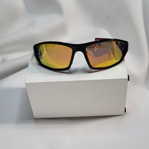 Men's NWOT Black/Yellow Rectangle Sunglasses/Shades Windproof